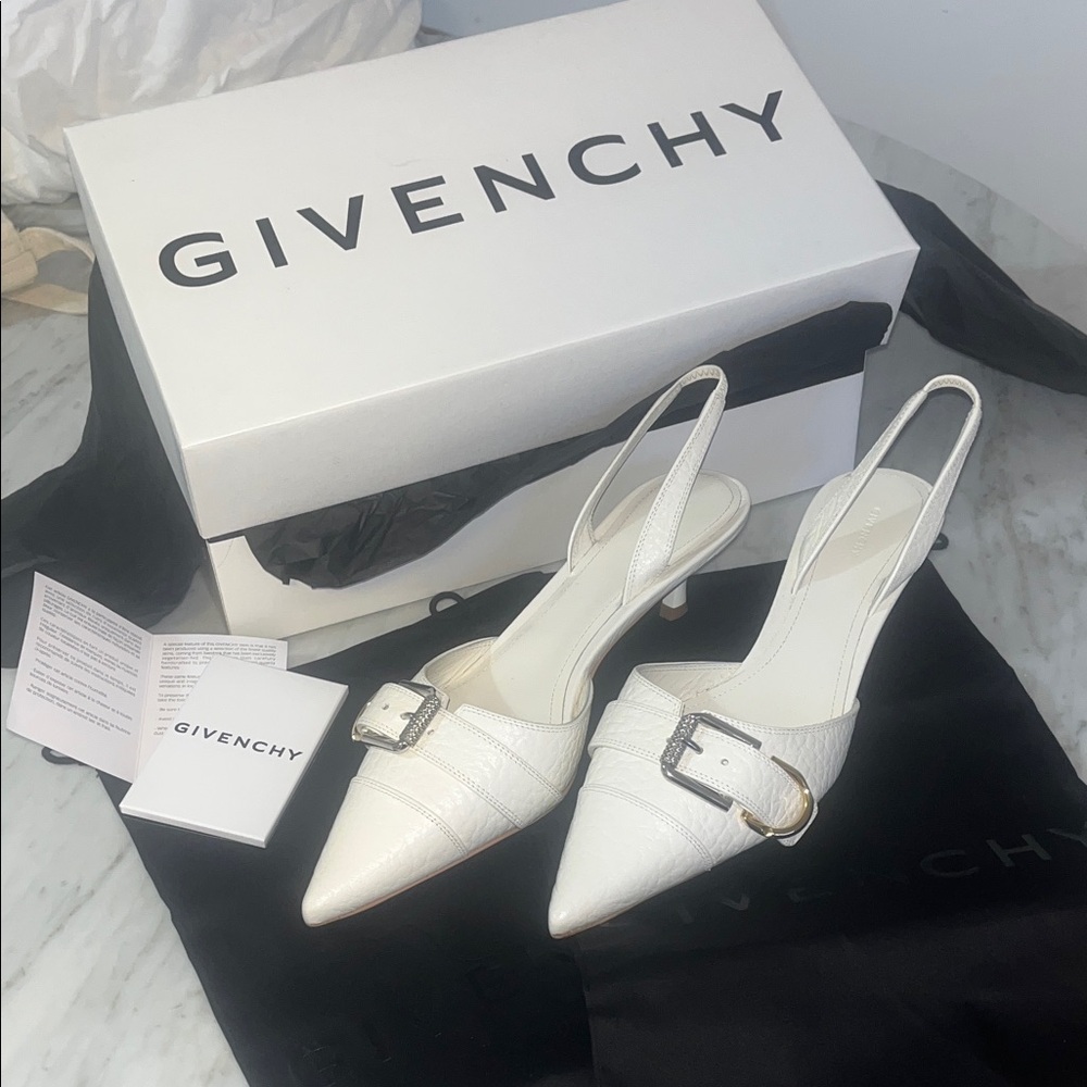 Givenchy White Box with Black Logo - Picture 4 of 16